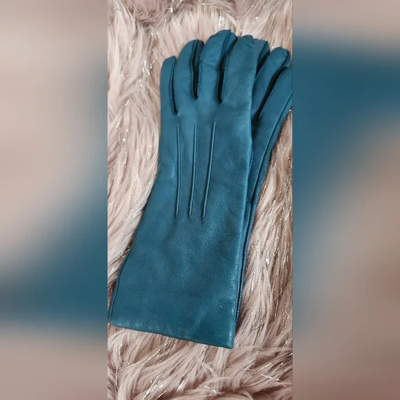 2 Pairs Of Elegant Teal Leather Gloves And Long Burgundy Leather Gloves - Picture 1 of 9